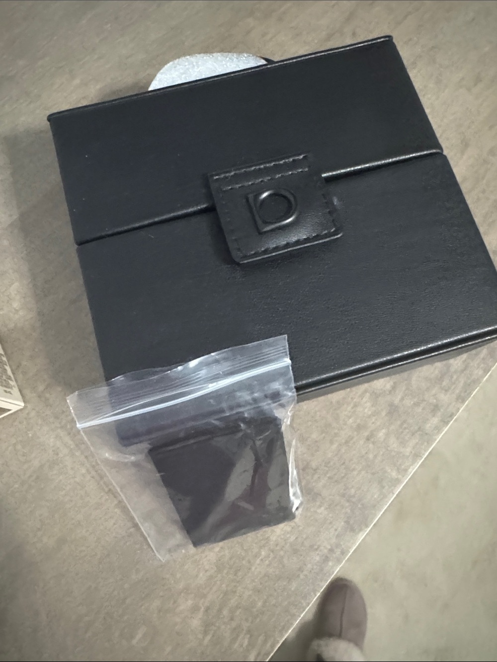 Dolce & Gabbana Devotion perfume & Leather Toiletry Box - Picture 5 of 6